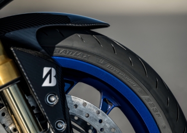 Bridgestone Unveils BATTLAX HYPERSPORT S23: A Game-Changing Motorcycle Tyre for 2024