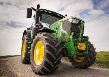 John Deere 6M And 6R Tractors Now Available With Continental Agricultural Tyres