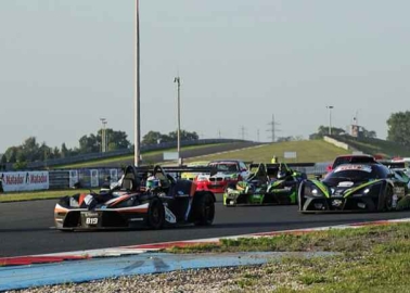 Team Razoon Gets Off To A Winning Start At Histo Cup On Hankook Tyre