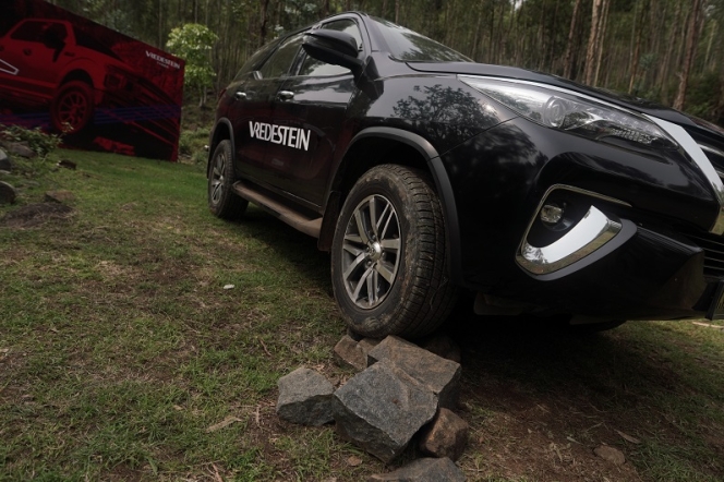 Apollo launches Vredestein Pinza HT and Ultrac Vorti i tyres for premium SUV segment