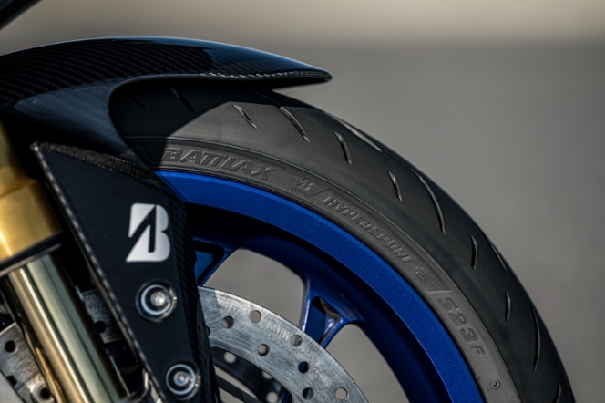 Bridgestone Unveils BATTLAX HYPERSPORT S23: A Game-Changing Motorcycle Tyre for 2024