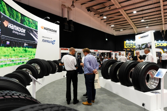 Hankook Tyre UK Unveils EV Bus Tyres, Showcases Full Commercial Range at Road Transport Expo