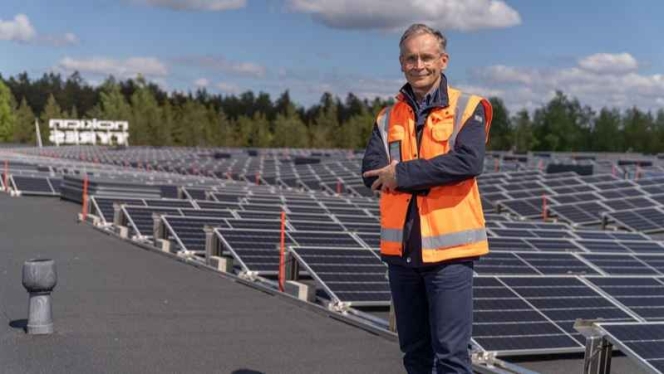 Nokian Tyres Logistics Centre Finland Installs Solar Power Plant On Rooftop